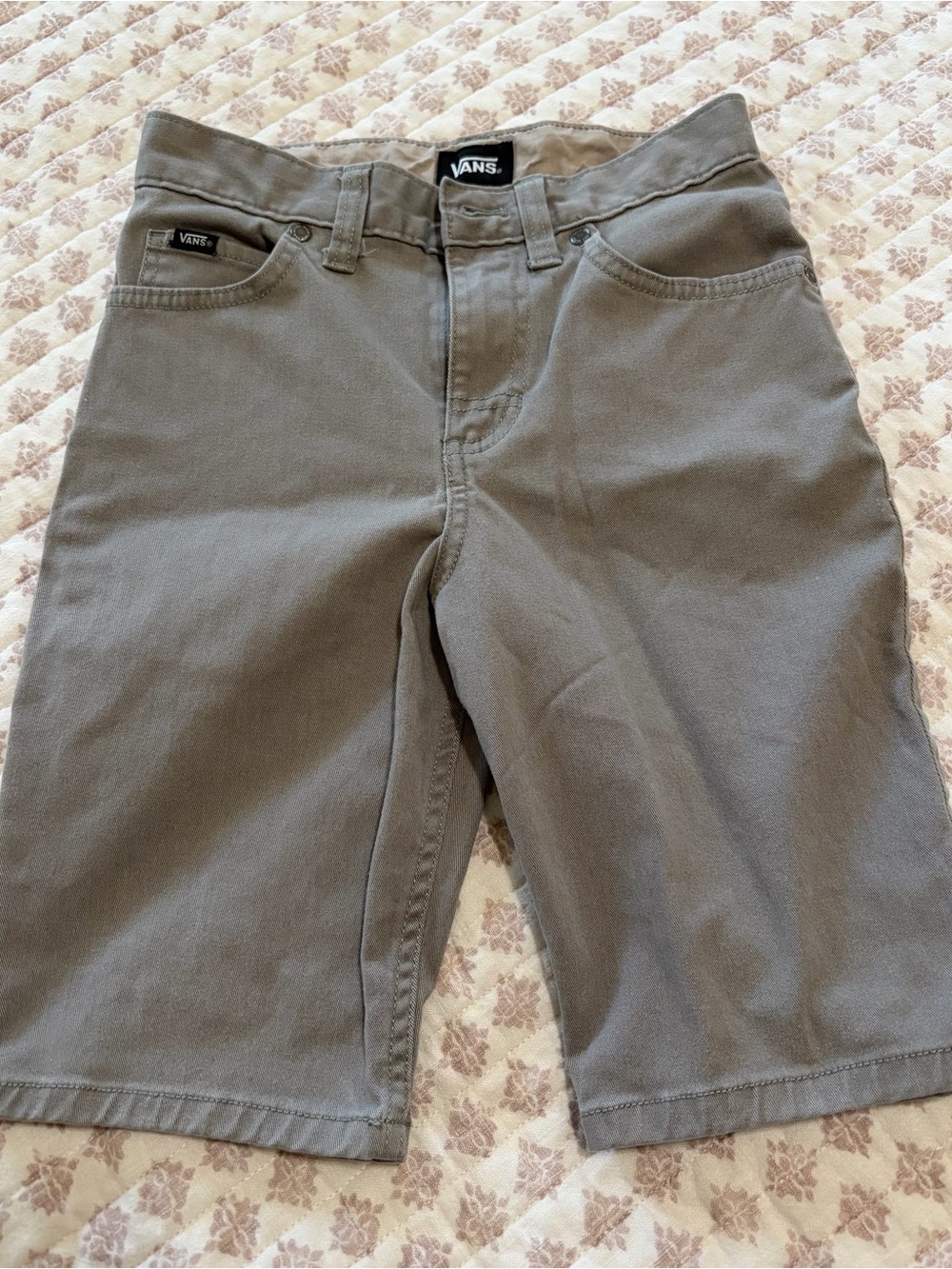 Vans Boy’s Gray Shorts size8